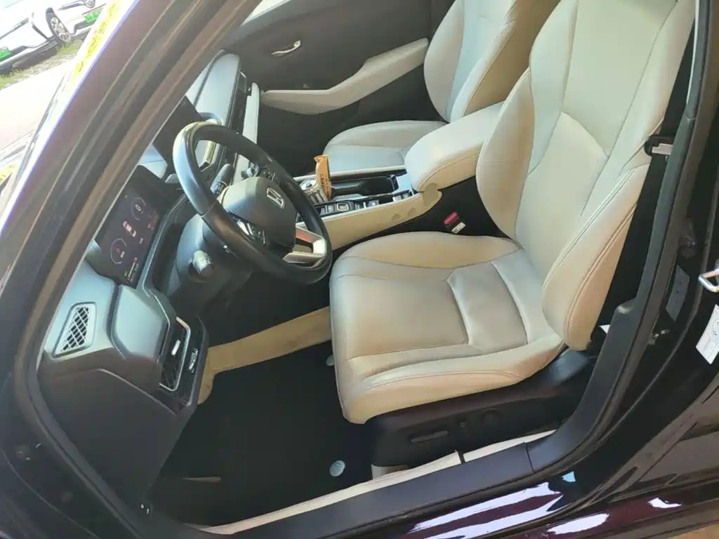 Honda Inspire PHEV — миниатюра 15