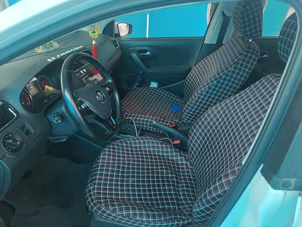 Volkswagen Polo — миниатюра 16