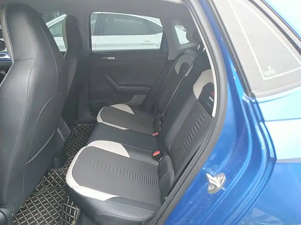 Volkswagen Polo — миниатюра 17