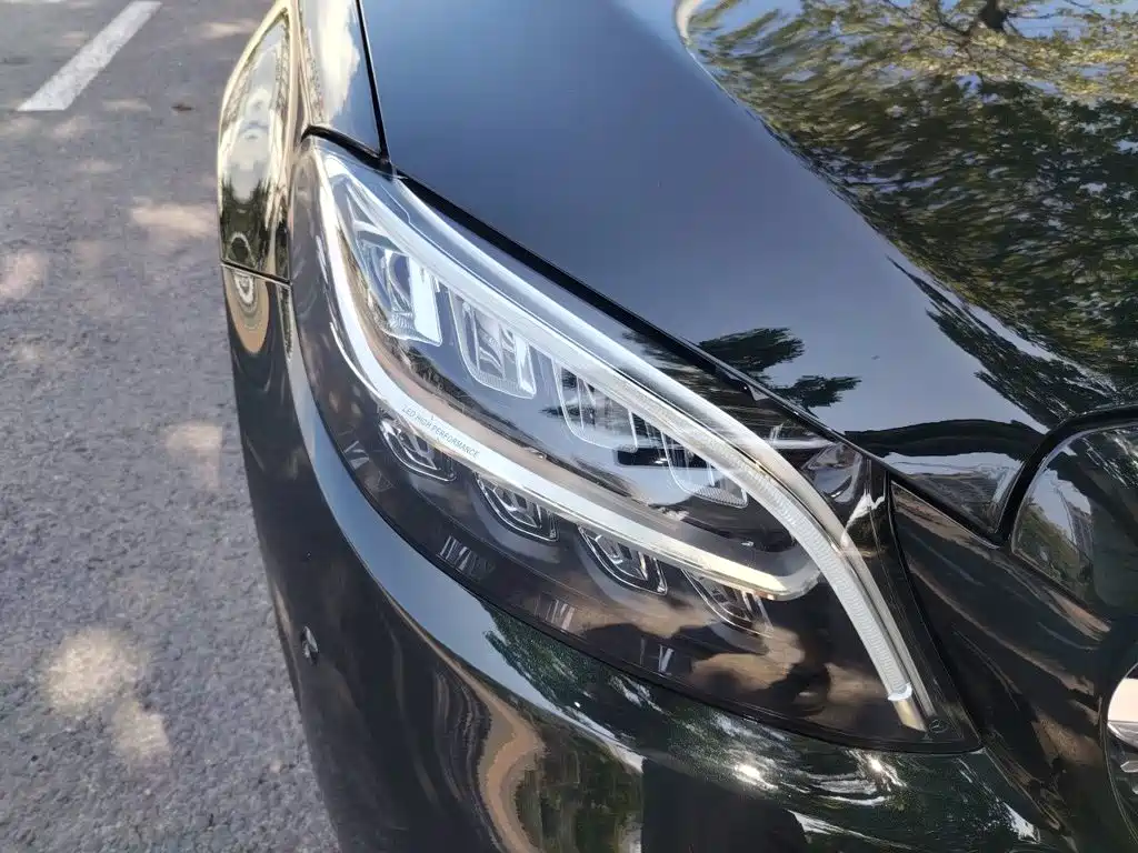 Mercedes-Benz C-Class — миниатюра 7