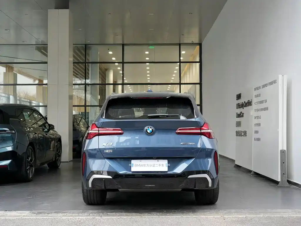 BMW X3 2025 xDrive30L Premium M Sport