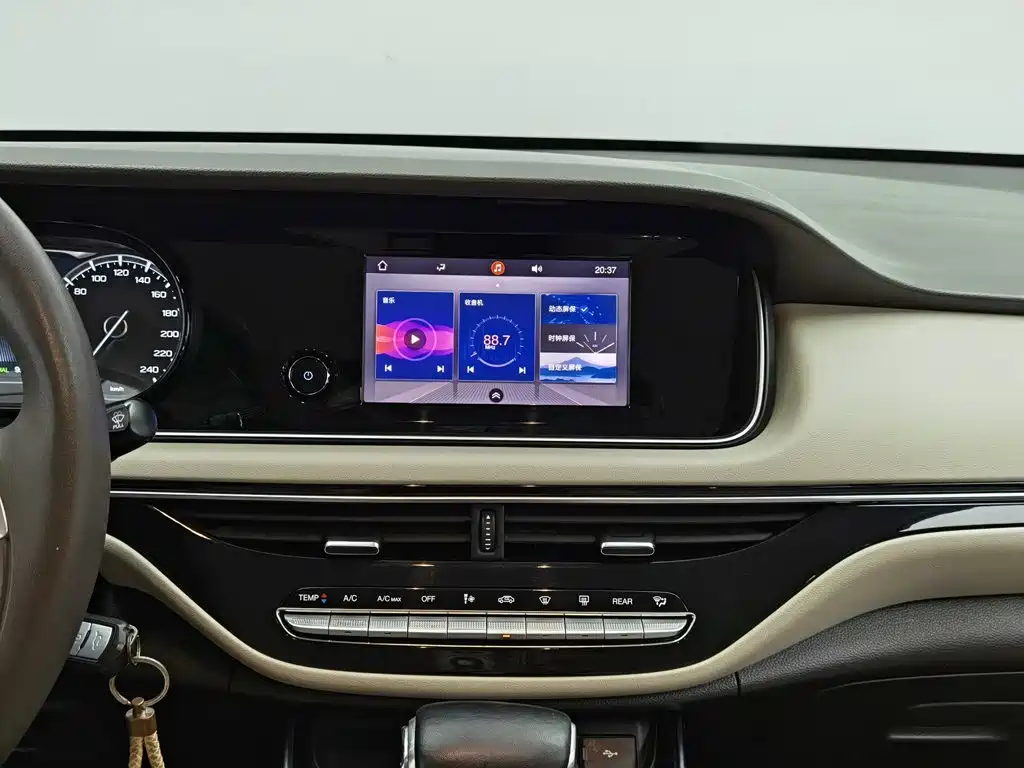 GAC Motor Trumpchi M6 — миниатюра 12