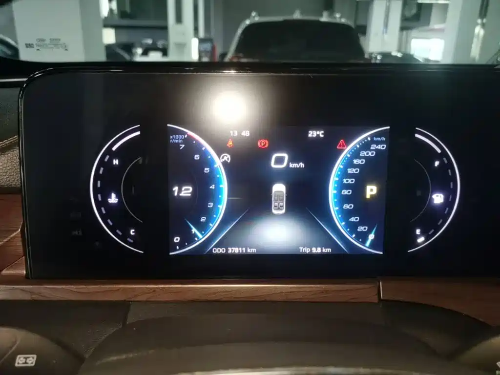 Ford Equator — миниатюра 12