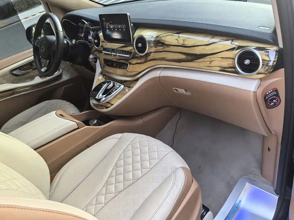 Mercedes-Benz V-Class V 260 L Premium Extended Edition China VI, фото 10