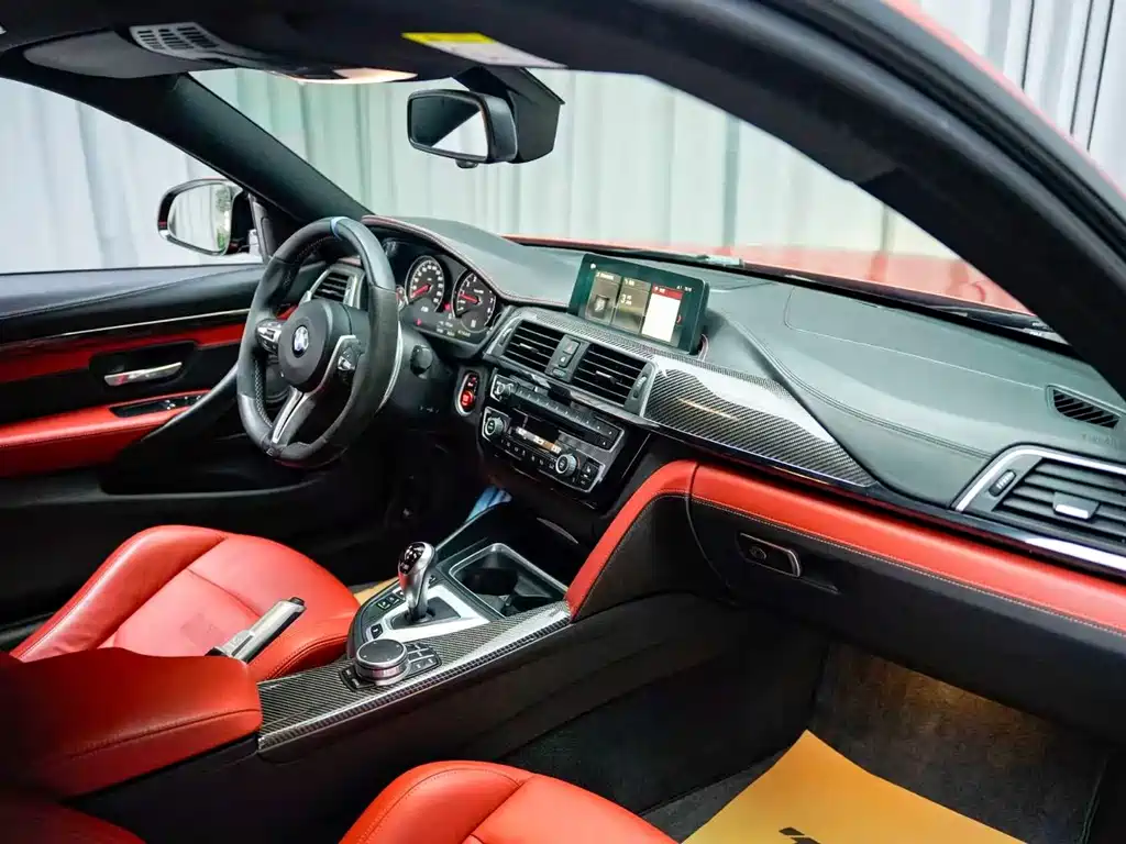 BMW M4 — миниатюра 9