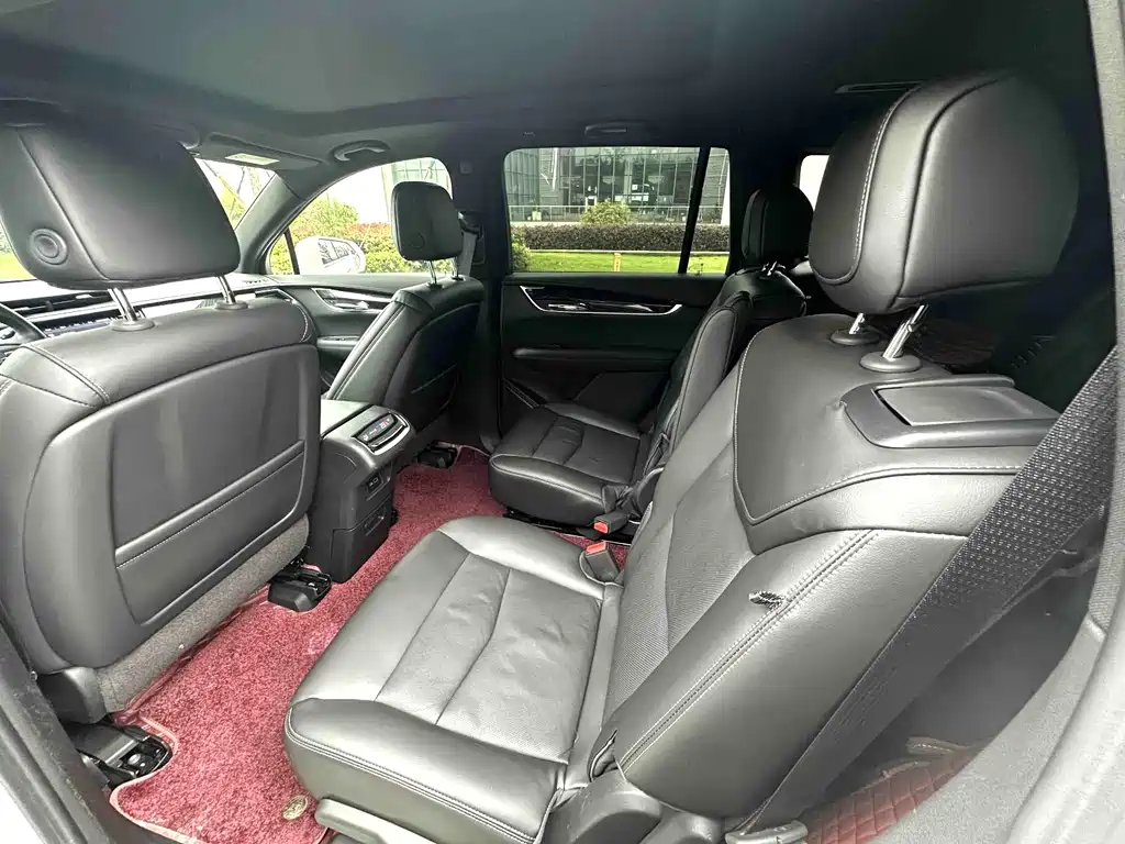 Cadillac XT6 — миниатюра 6