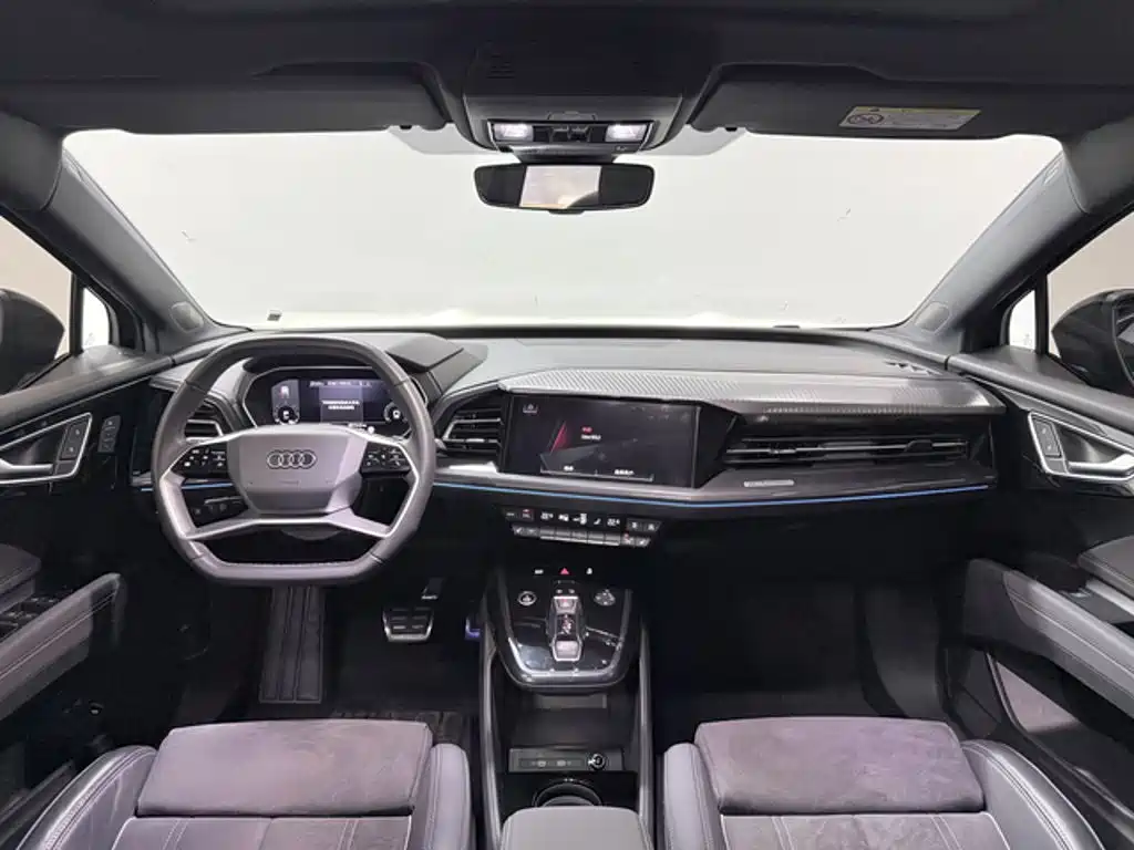 Audi Q4 e-tron — миниатюра 15