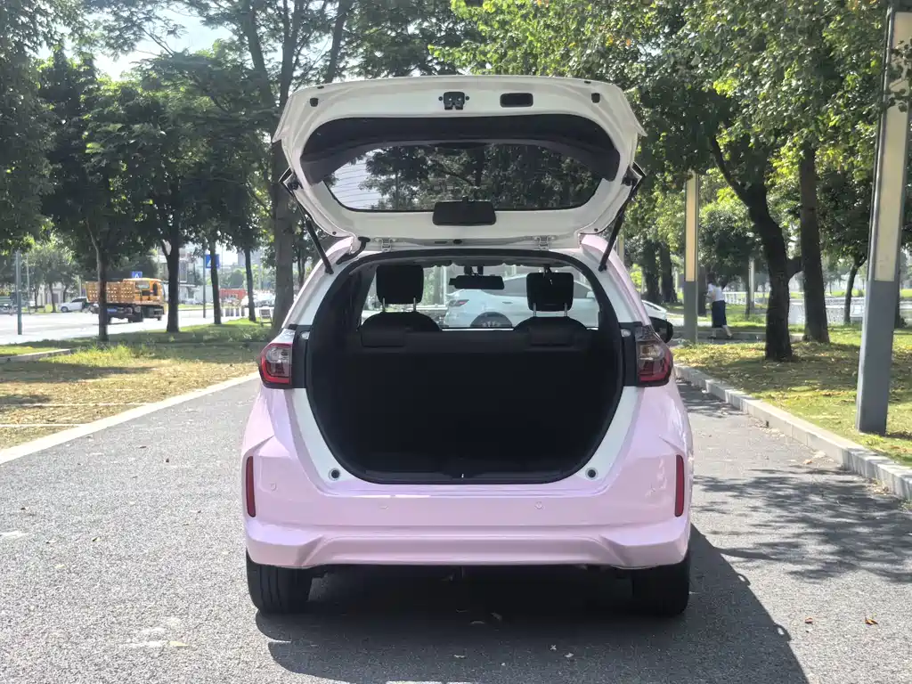 Honda Fit — миниатюра 8