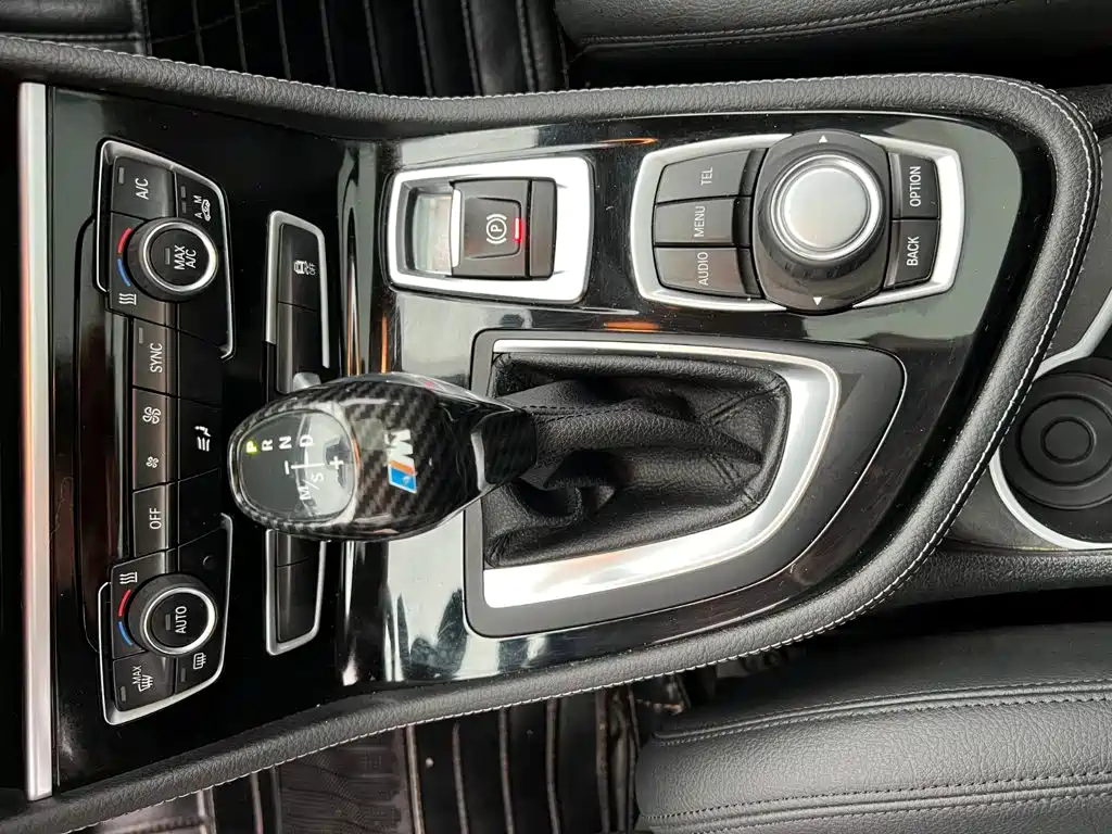 BMW 2 Series Active Tourer — миниатюра 11