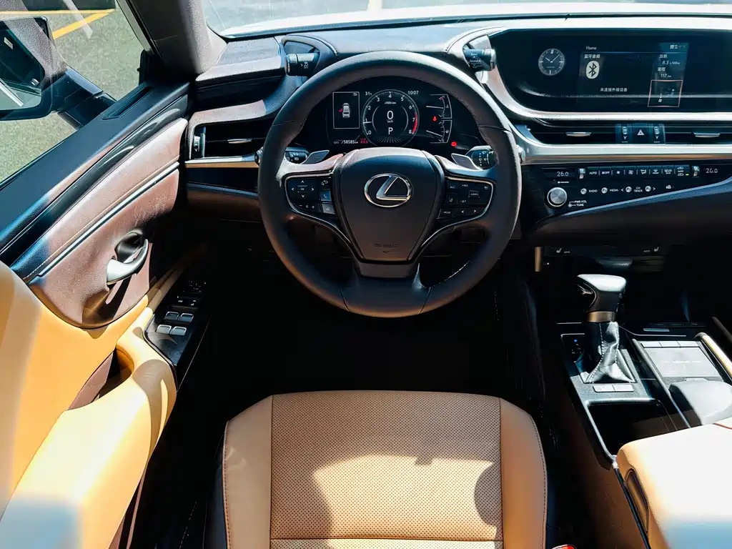 Lexus ES — миниатюра 22