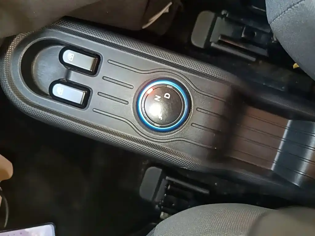 Wuling MINIEV — миниатюра 14