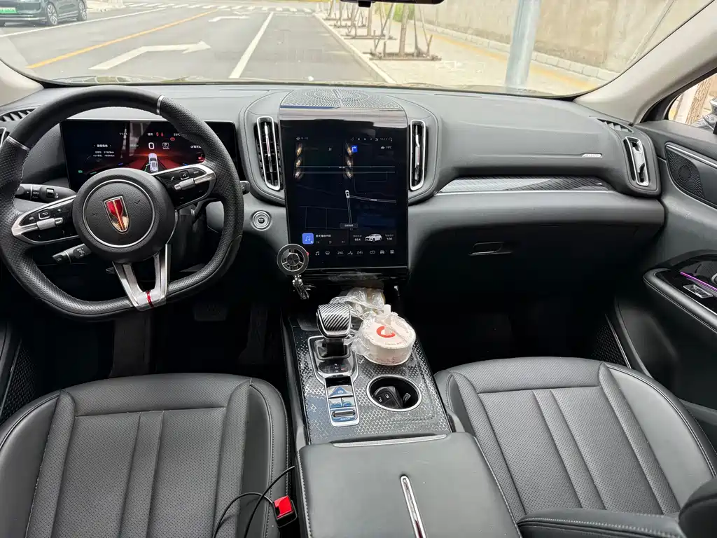 Hongqi Hongqi HS3 PHEV — миниатюра 8