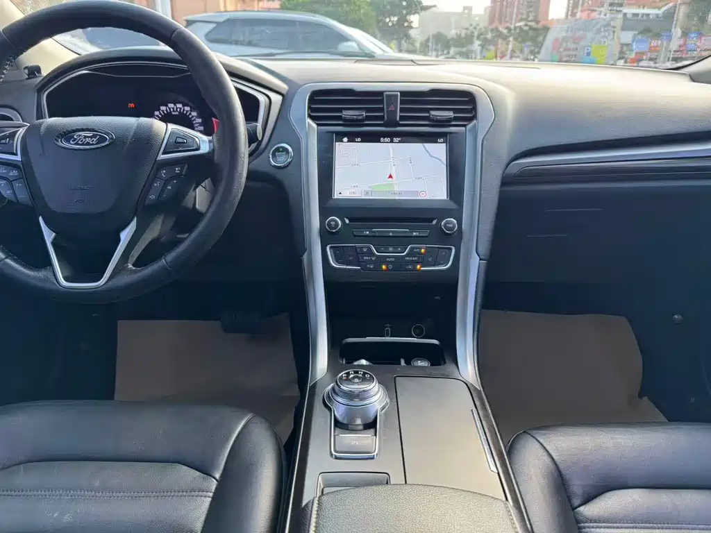 Ford Mondeo — миниатюра 18