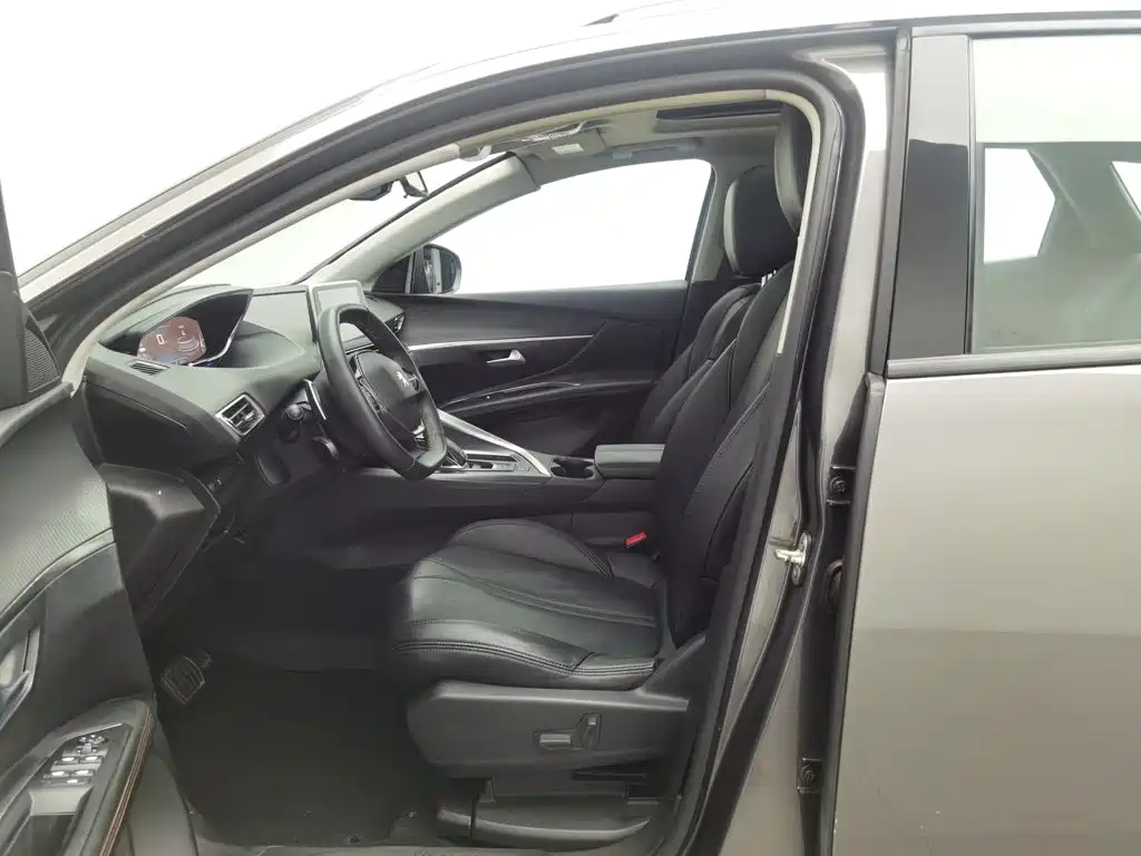 Peugeot 4008 — миниатюра 10
