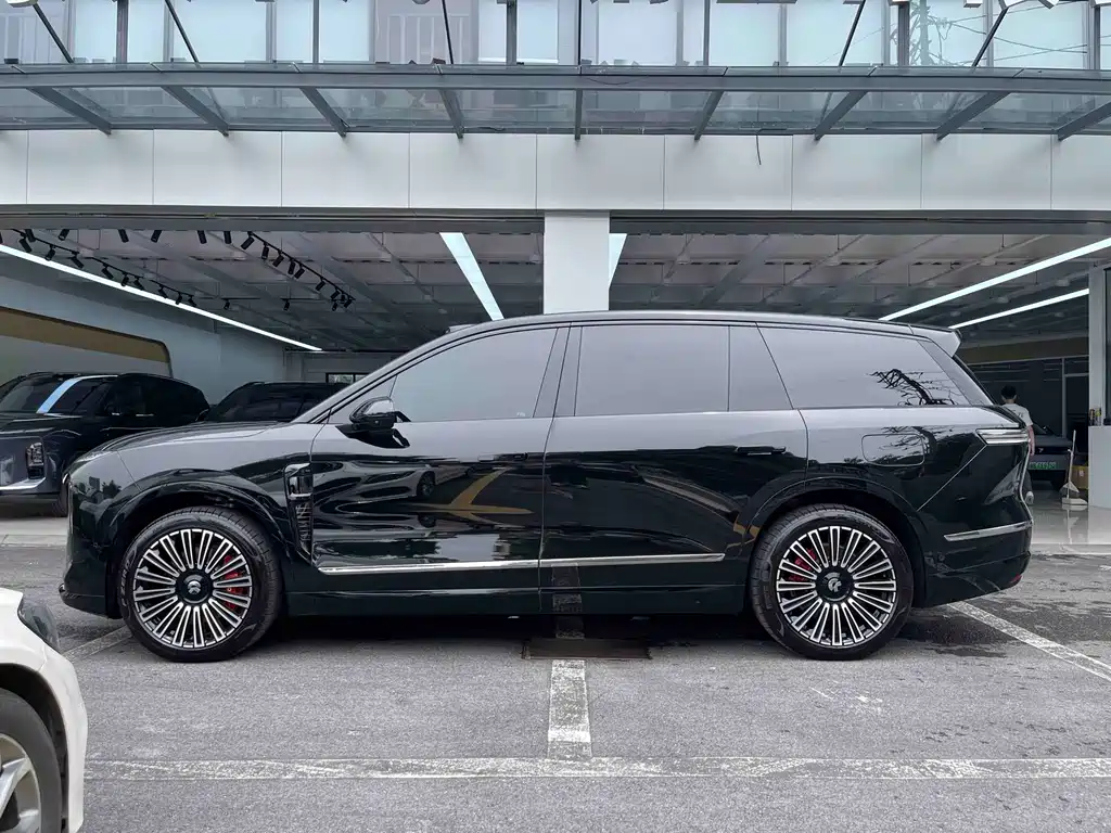 NIO ES8 2026 мест Executive Luxury