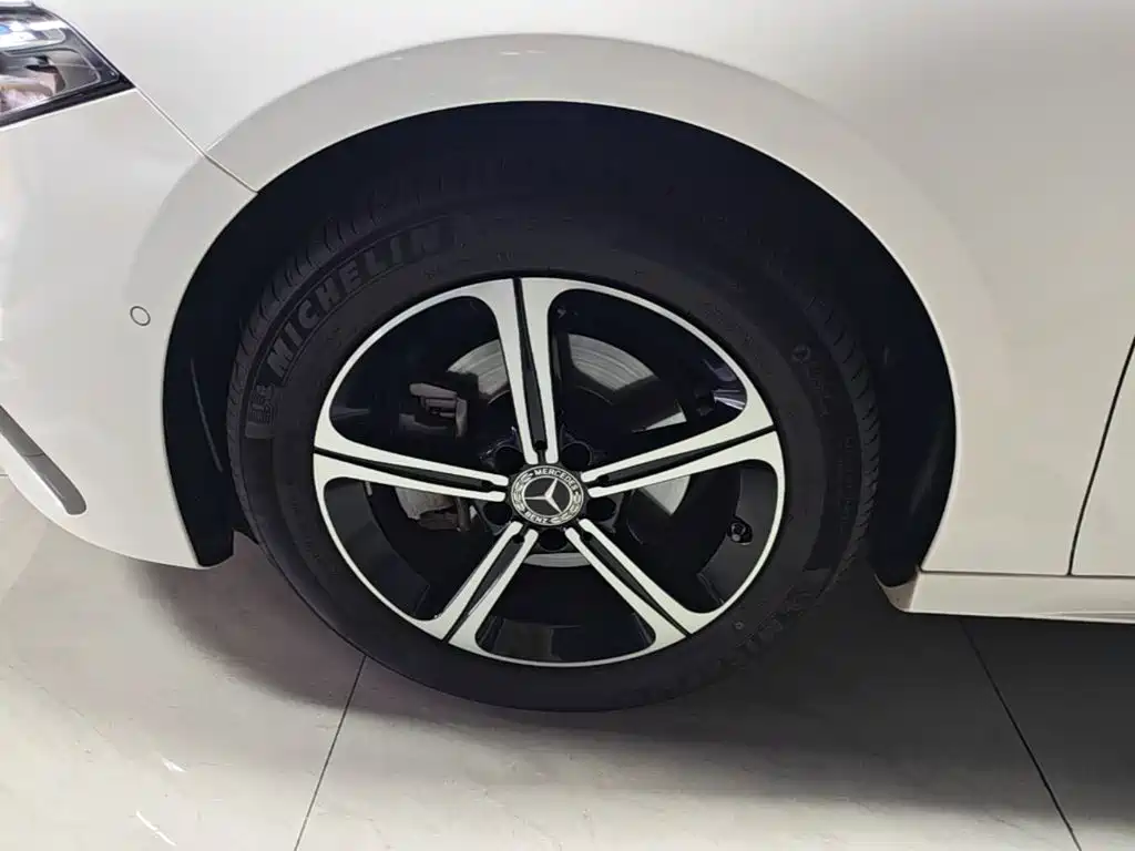 Mercedes-Benz A-Class — миниатюра 23