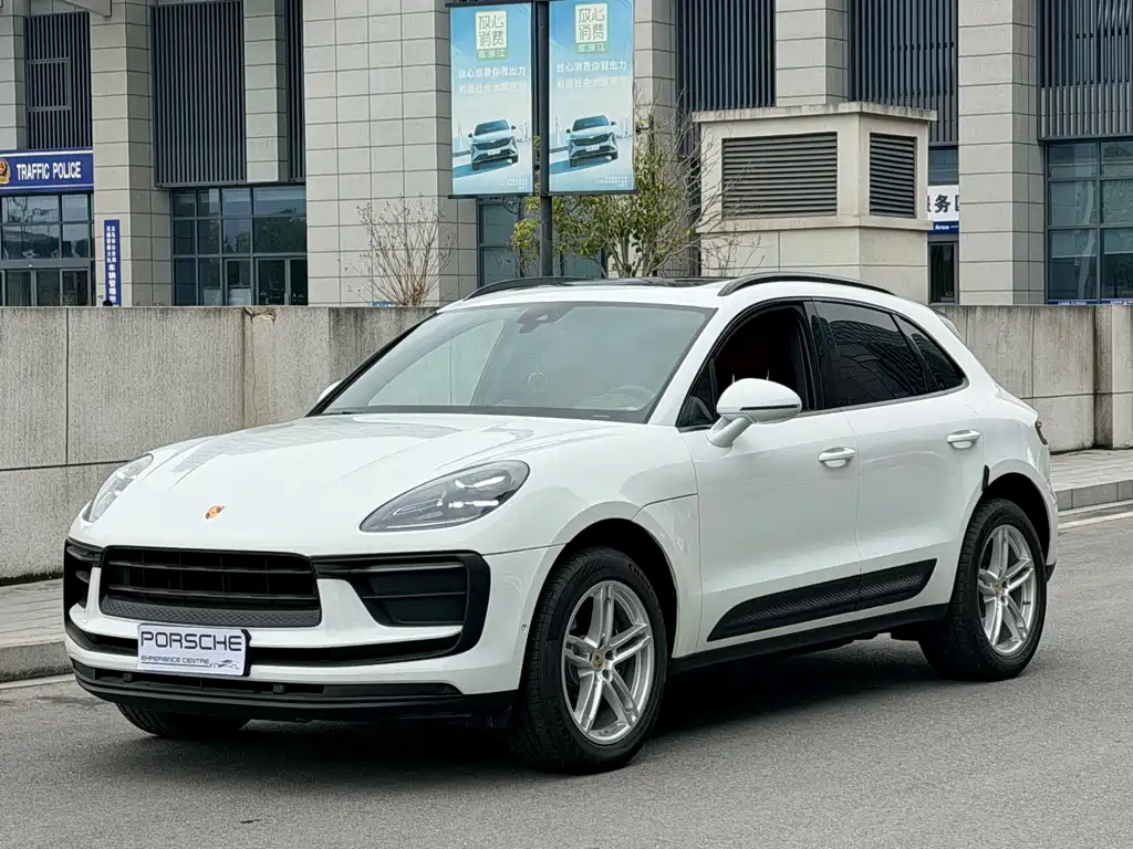 Купить Porsche Macan