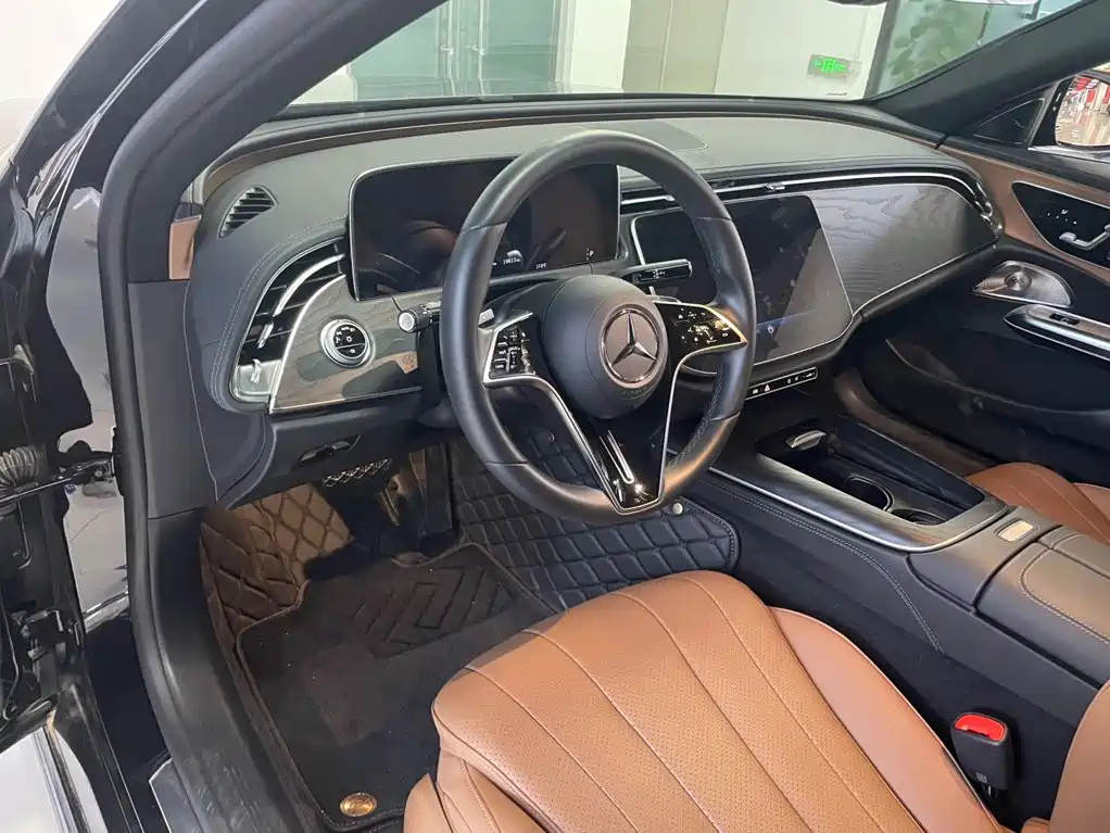 Mercedes-Benz E-Class (Import) — миниатюра 6
