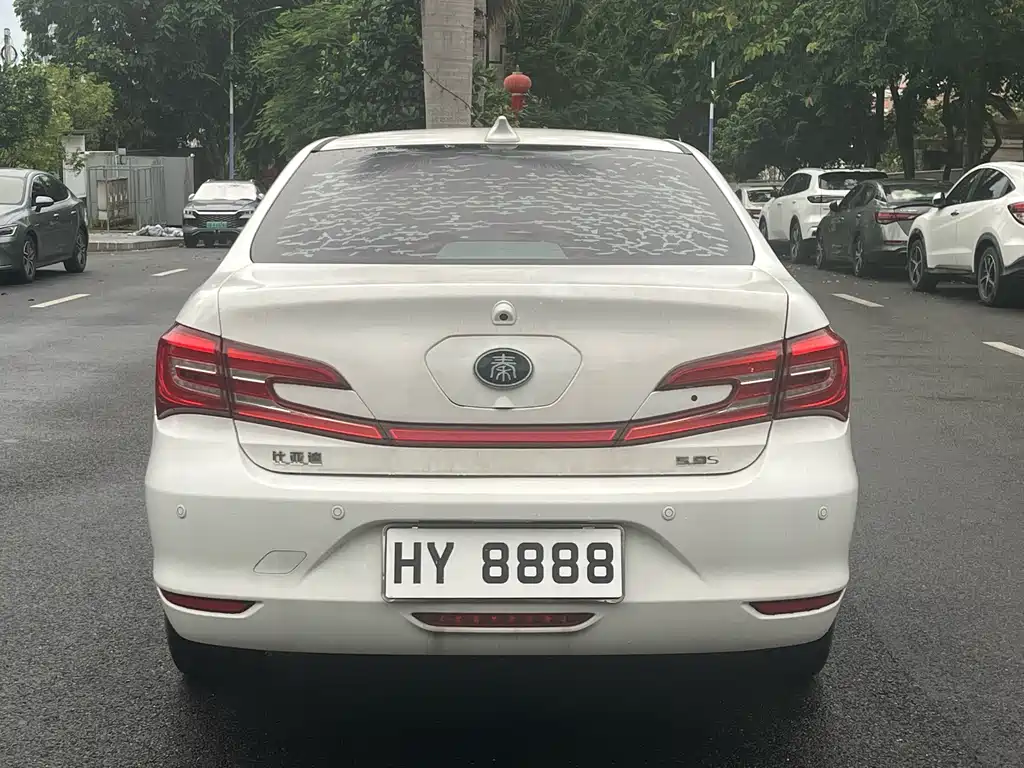 BYD Qin NEV — миниатюра 13