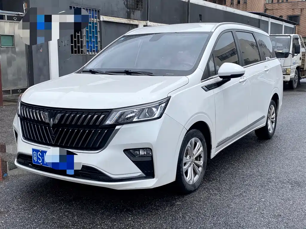 Купить Wuling Jiachen