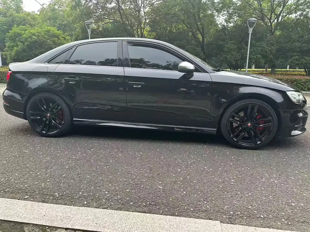 Audi S3 2017 S3 2.0T Limousine