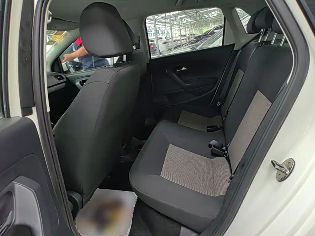Volkswagen Polo — миниатюра 17