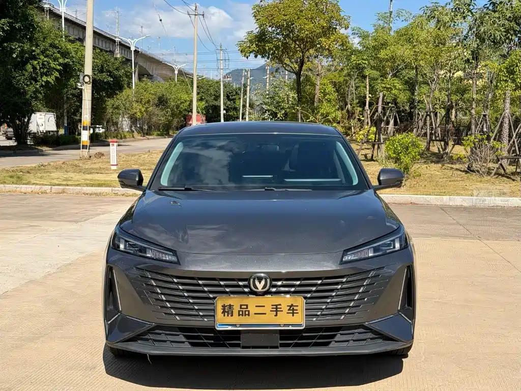 Changan Eado — миниатюра 2