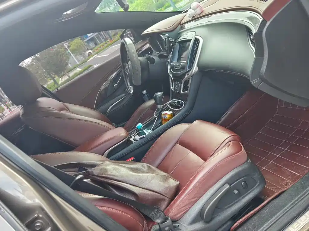 Buick LaCrosse — миниатюра 6