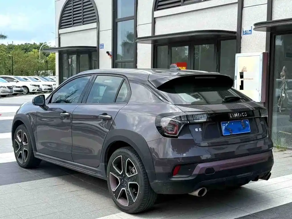 Lynk & Co 02 — миниатюра 9