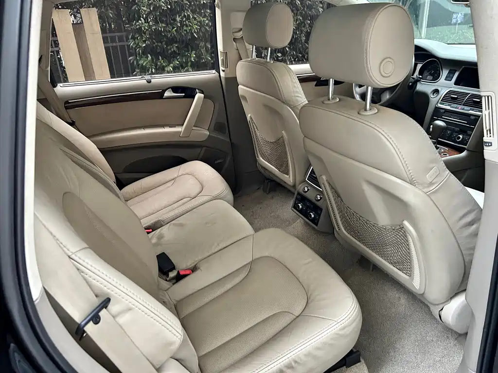 Audi Q7 — миниатюра 16