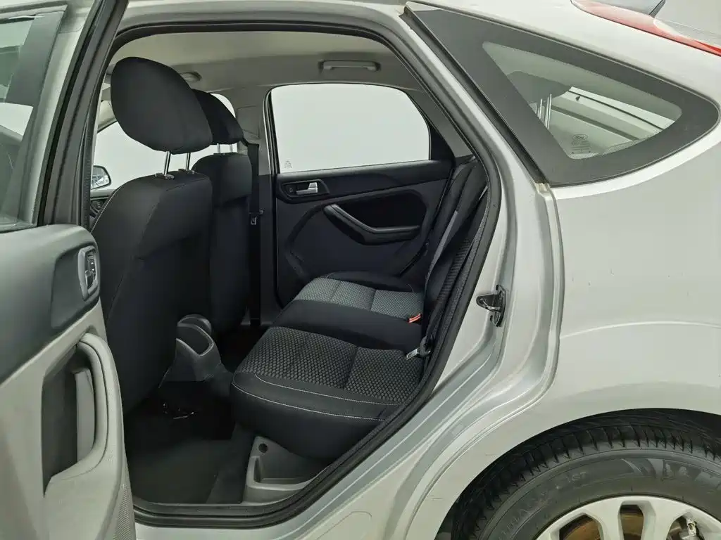 Ford Focus — миниатюра 15
