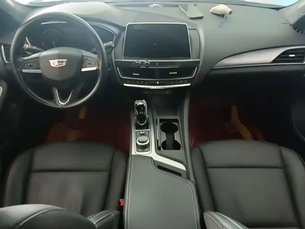 Cadillac CT5 — миниатюра 10