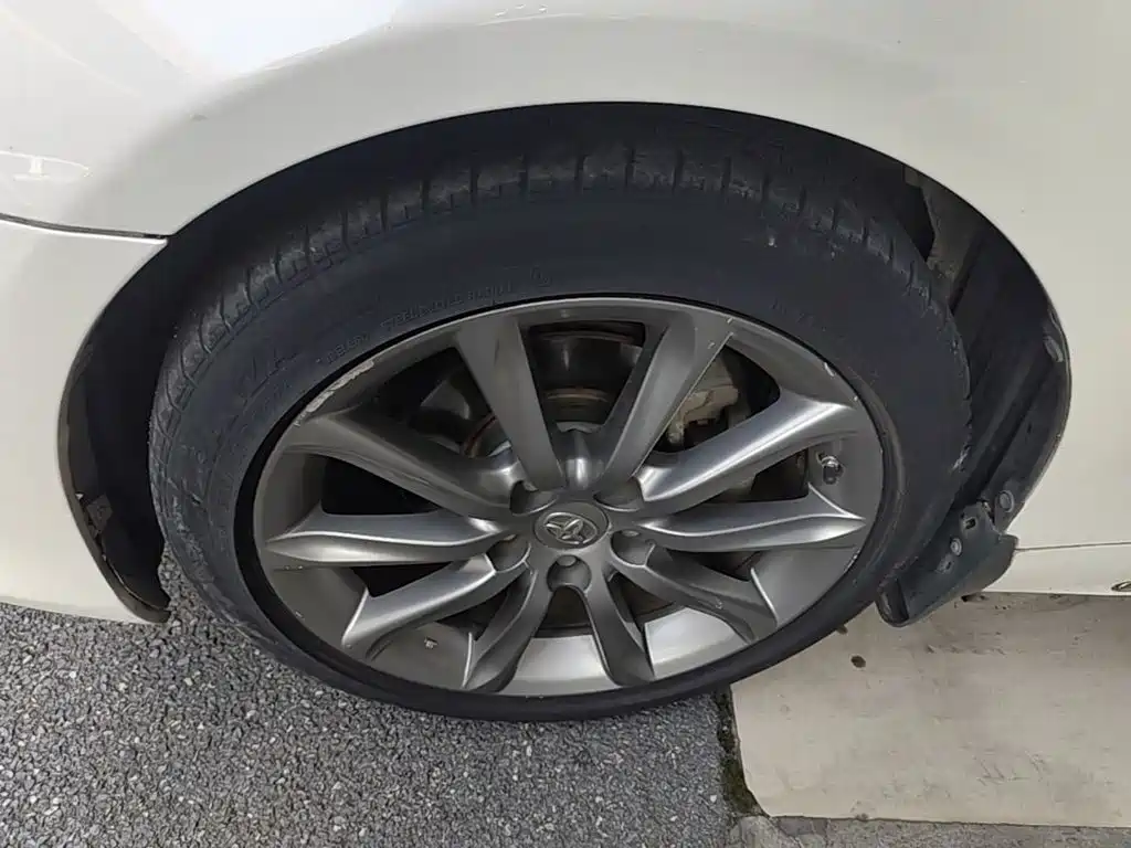 Toyota Reiz — миниатюра 23