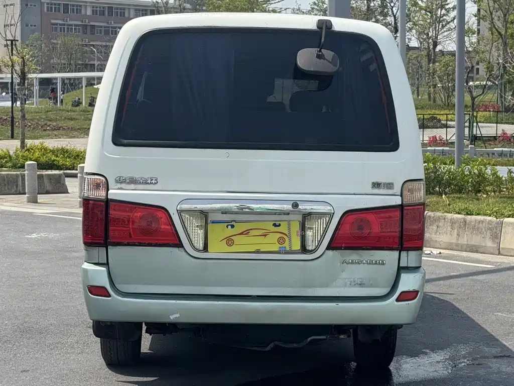 Jinbei Haise 2008 2.4L MT мест