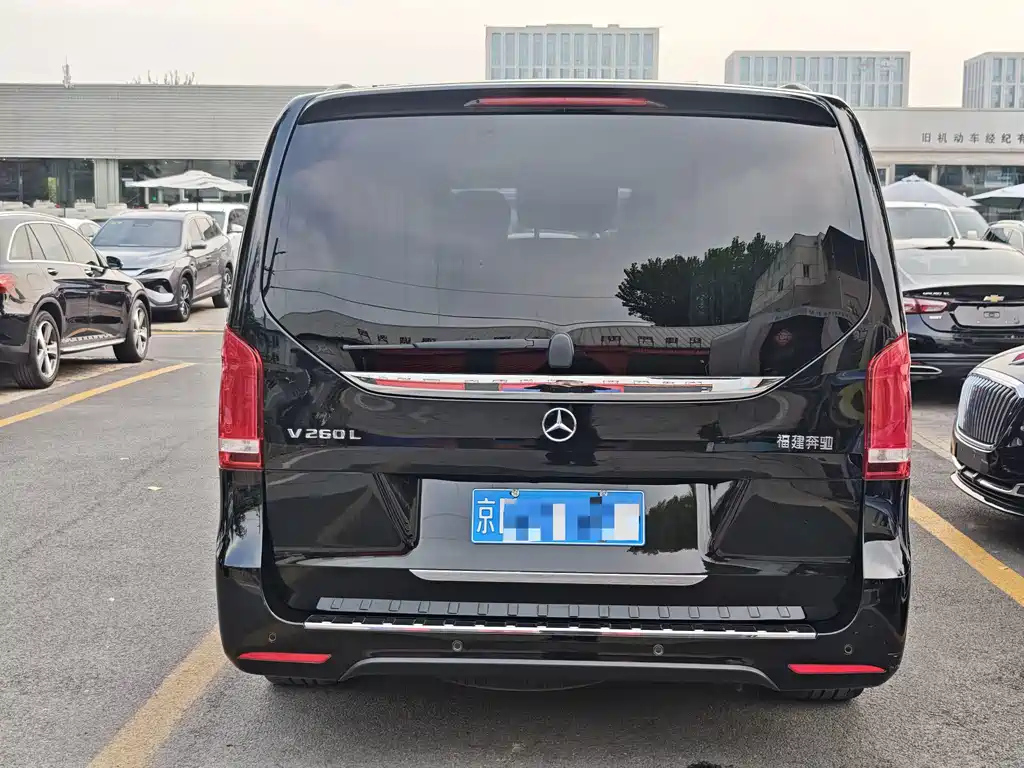 Mercedes-Benz V-Class — миниатюра 3