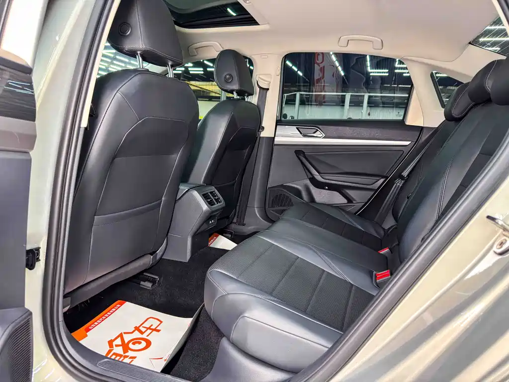Volkswagen Lavida — миниатюра 11