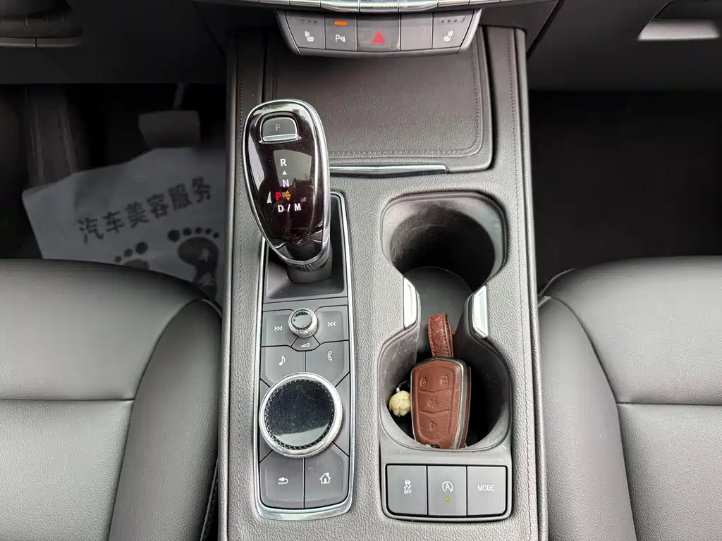 Cadillac XT4 — миниатюра 16
