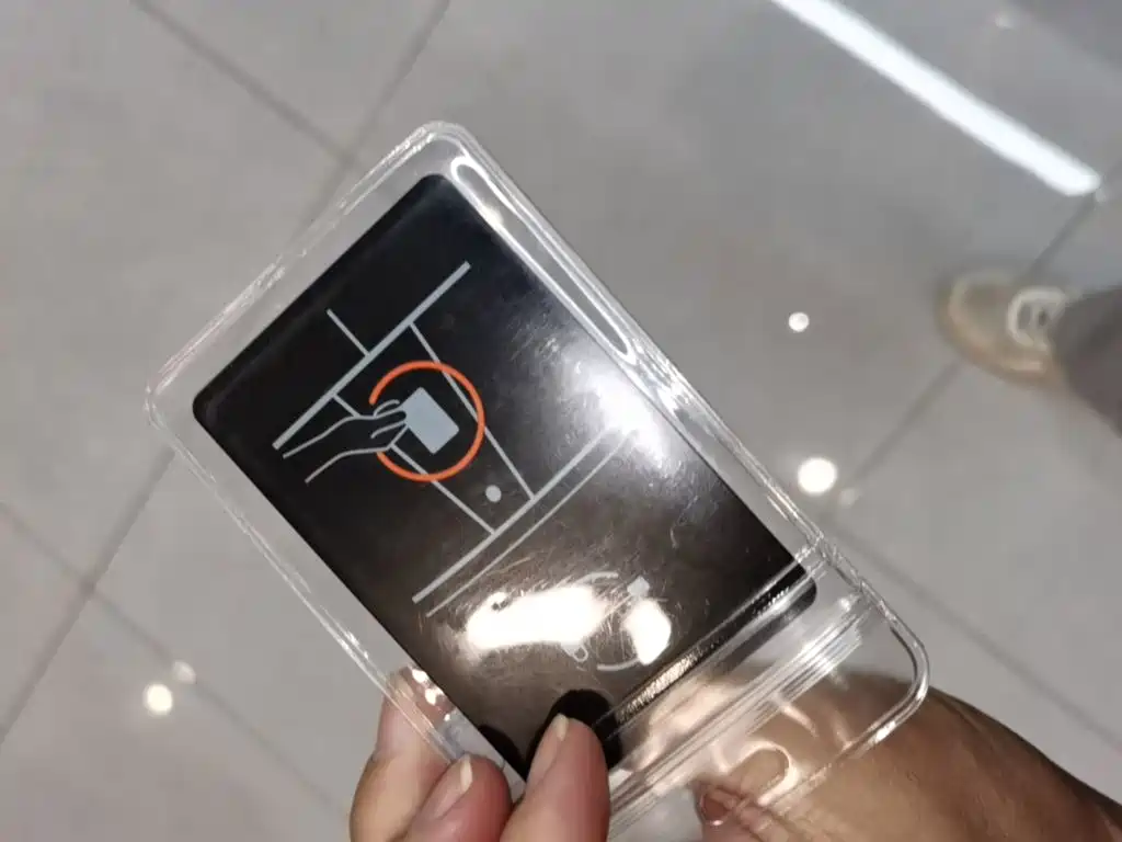 Tesla Model 3 — миниатюра 9