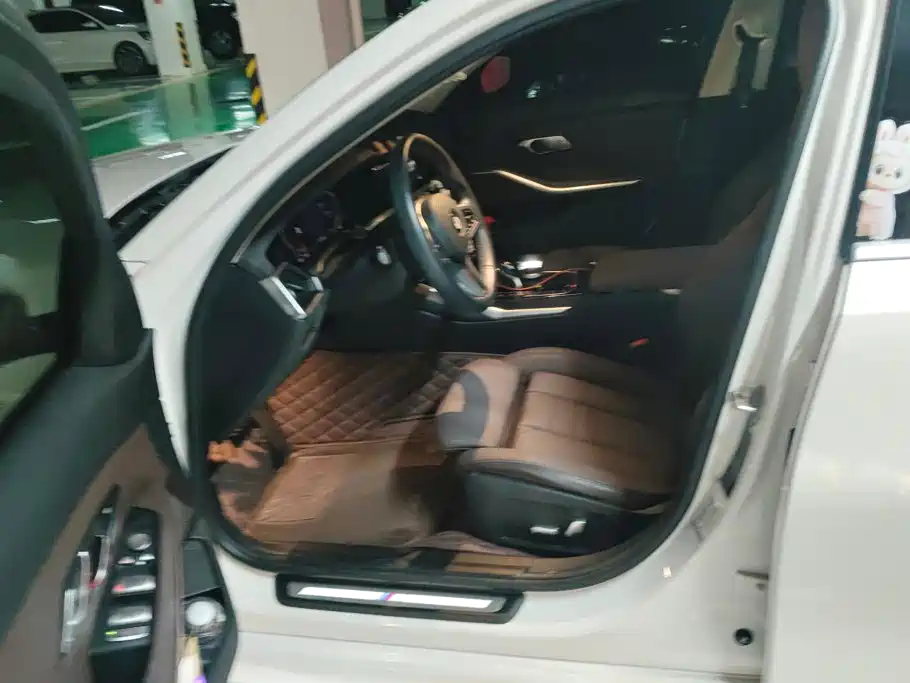 BMW 3 series id 4669478 из Китая 16