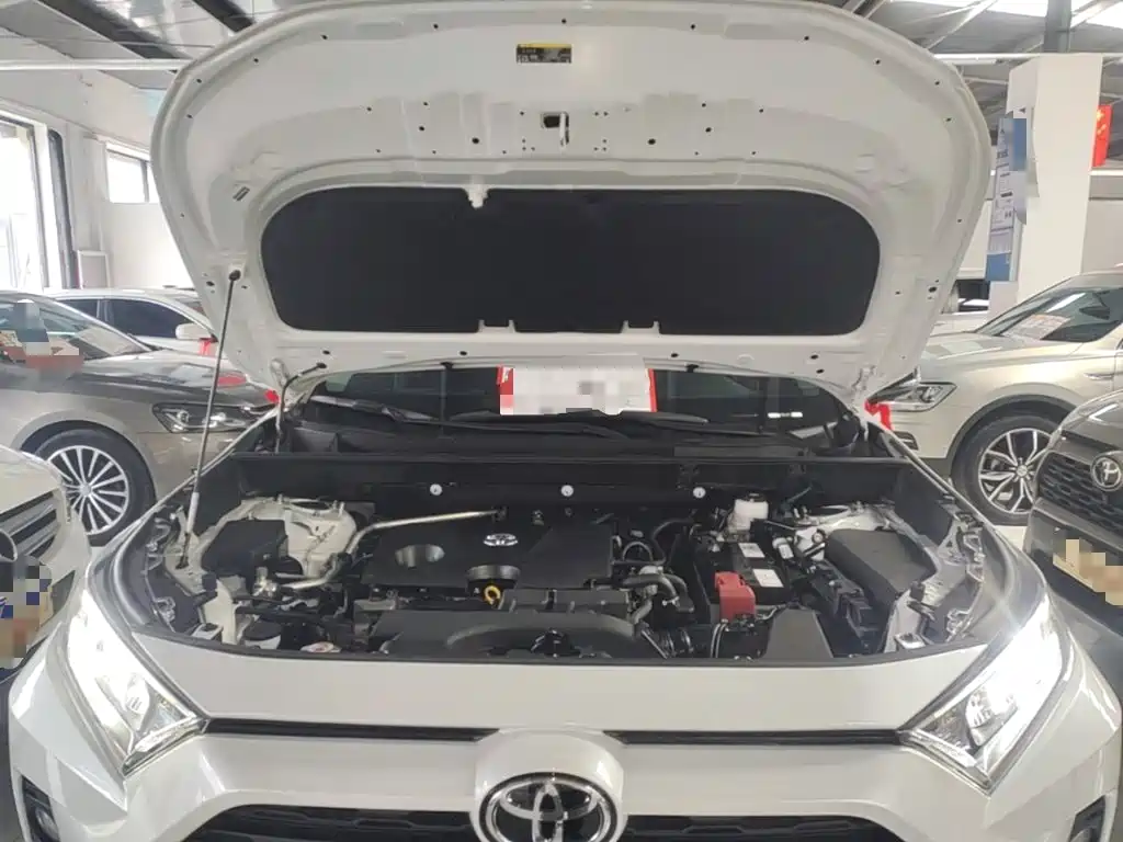 Toyota RAV4 — миниатюра 20