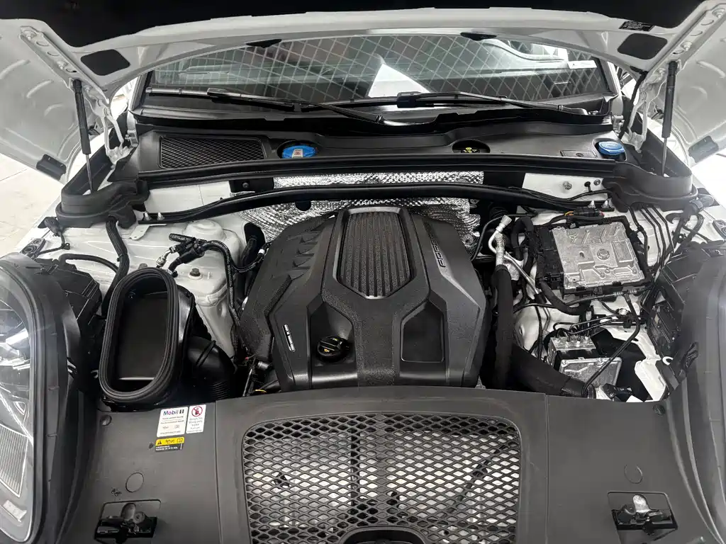 Porsche Macan — миниатюра 29