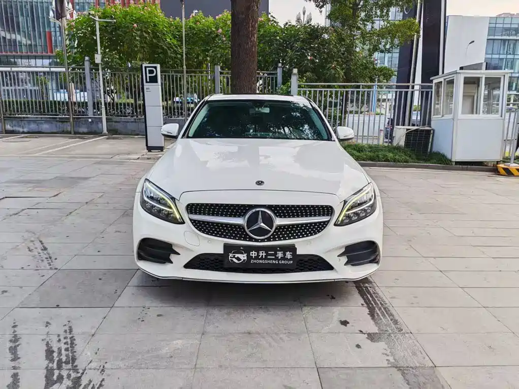 Mercedes-Benz C-Class — миниатюра 2