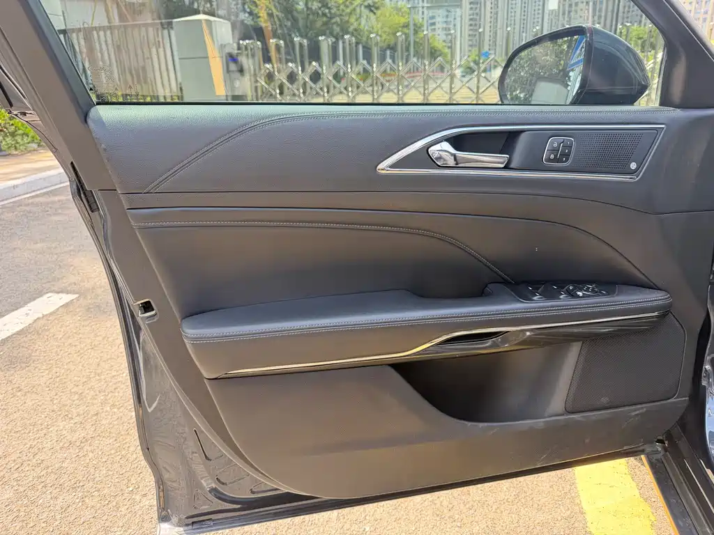 Ford Taurus 2019 EcoBoost 245 Premium