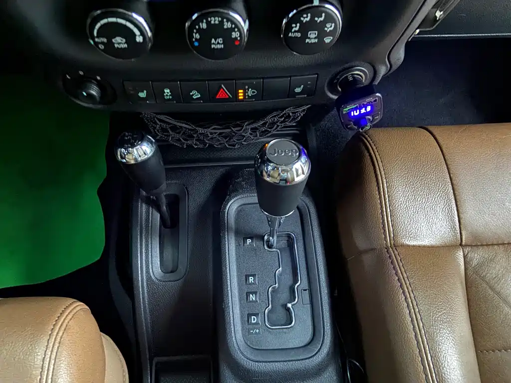 Jeep Wrangler — миниатюра 16
