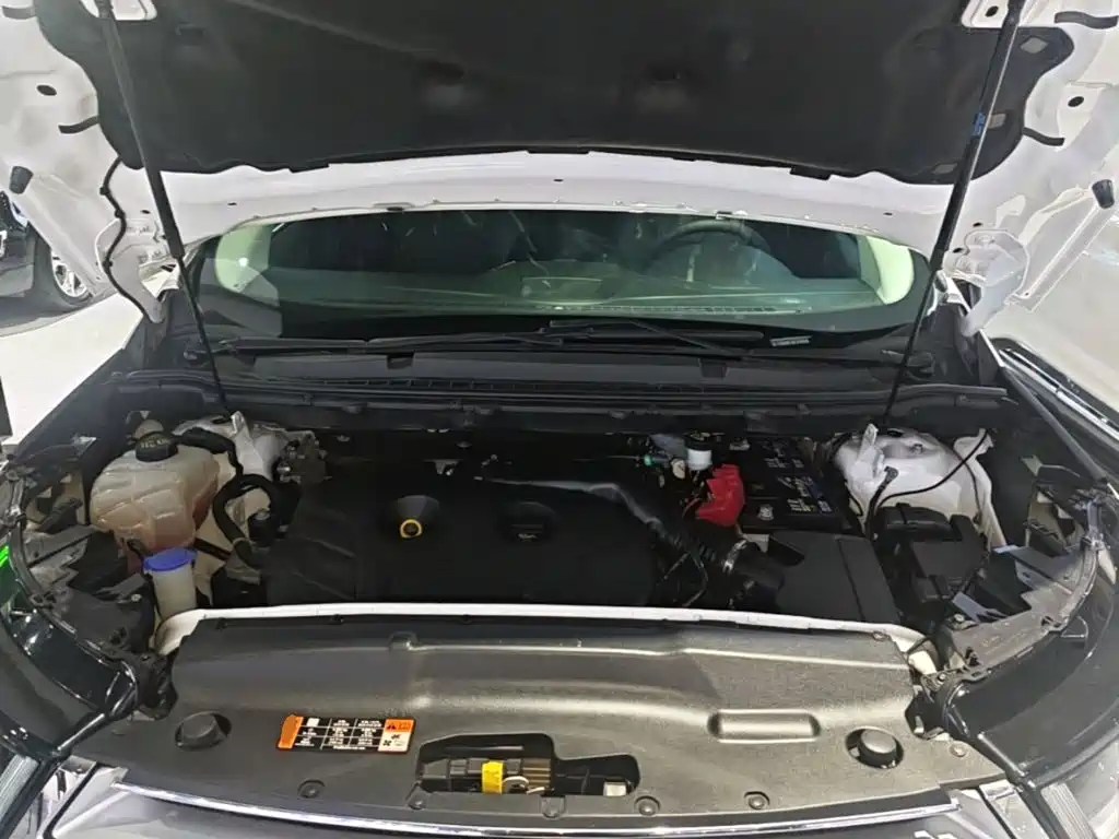 Ford Edge — миниатюра 20