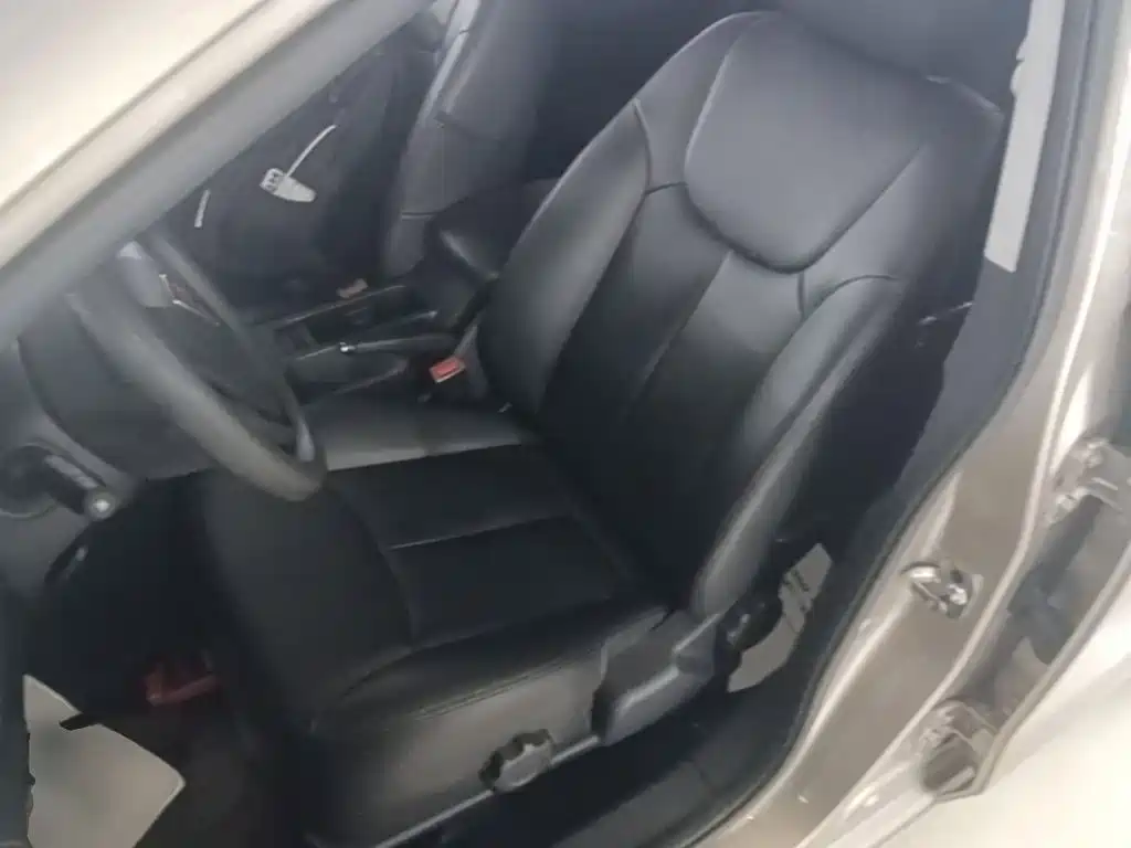 Roewe 360 — миниатюра 15