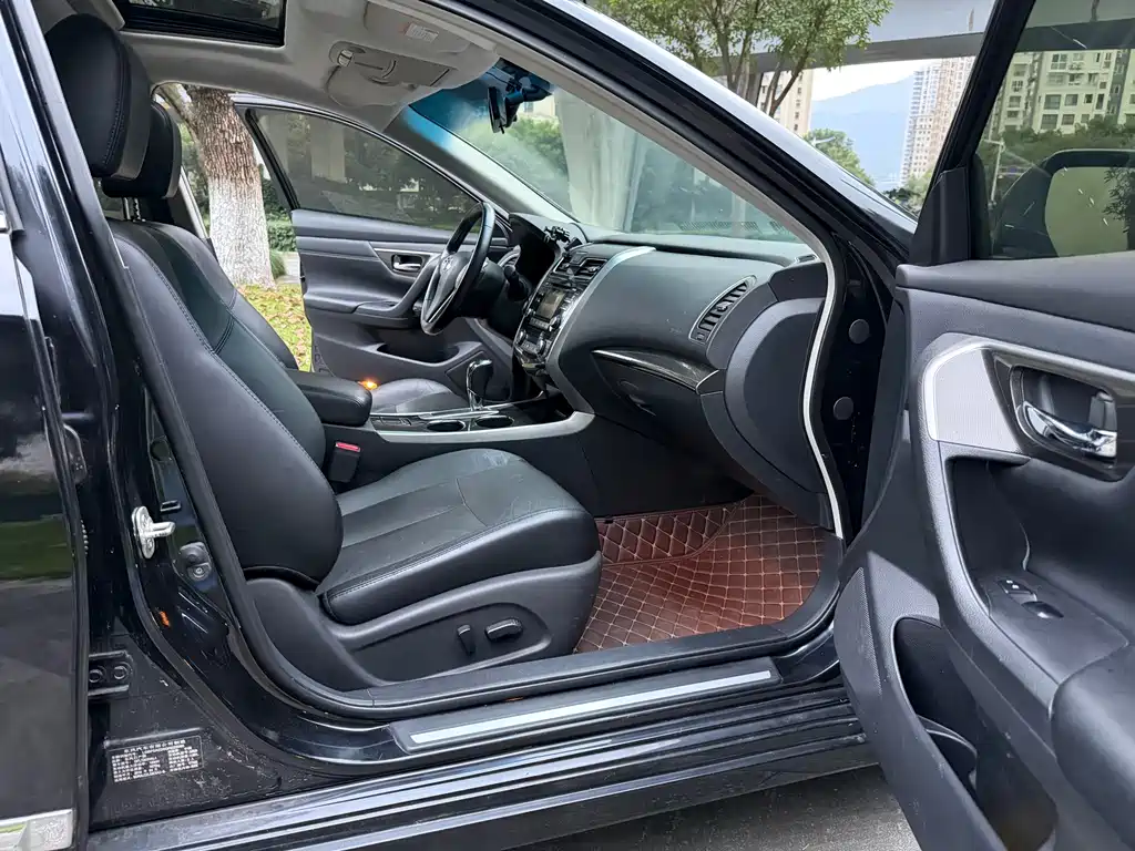 Nissan Teana — миниатюра 9