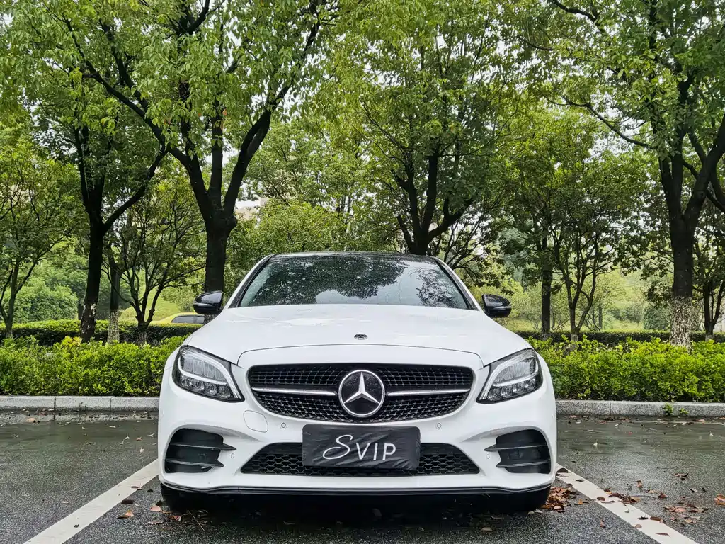 Mercedes-Benz C-Class — миниатюра 2