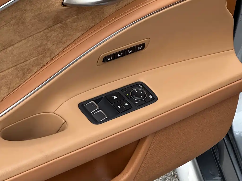Lexus LC — миниатюра 25
