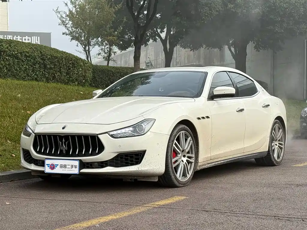 MASERATI GHIBLI